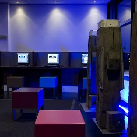 Hotel Inntel Centre 4*