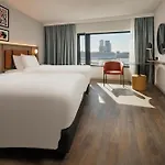 Doubletree By Hilton Centre 호텔 4*