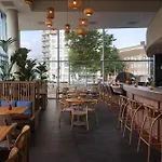Doubletree By Hilton Centre