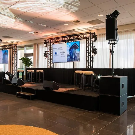 Doubletree By Hilton Centre Hotel