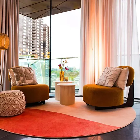 Hotel Doubletree By Hilton Centre 4*