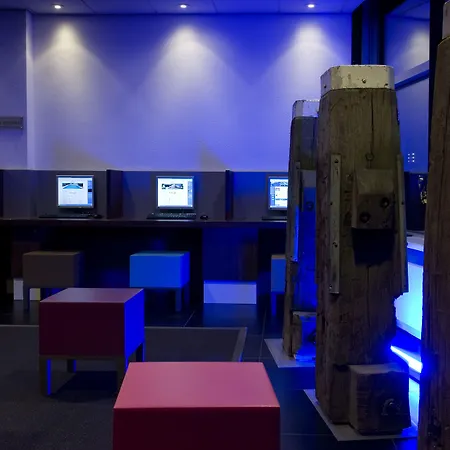 Doubletree By Hilton Centre Hotel 4*