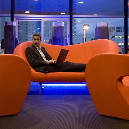 Doubletree By Hilton Centre Hotel