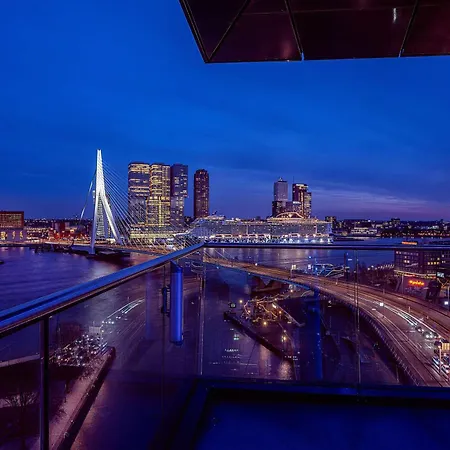 Doubletree By Hilton Centre Hotel