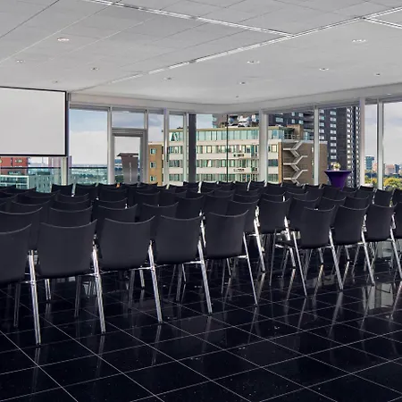 Doubletree By Hilton Centre Hotel