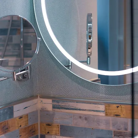 Doubletree By Hilton Centre