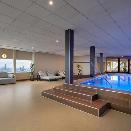 Doubletree By Hilton Centre 호텔 4*