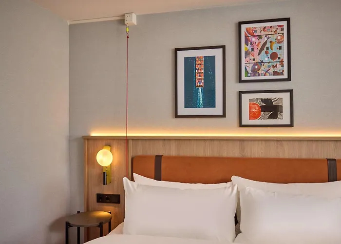 Doubletree By Hilton Centre 4*