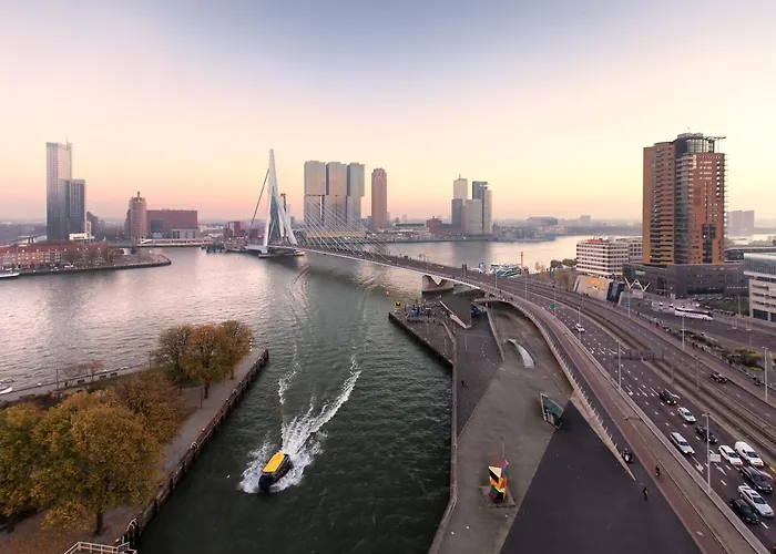 Doubletree By Hilton Centre 4*