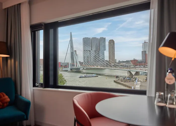 Doubletree By Hilton Centre Hotel