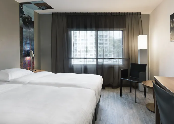 酒店 Doubletree By Hilton Centre 4*