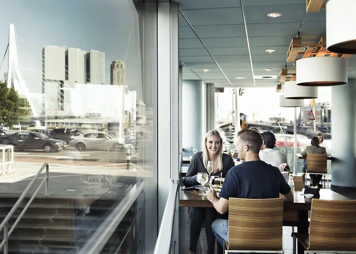 Doubletree By Hilton Centre Rotterdam