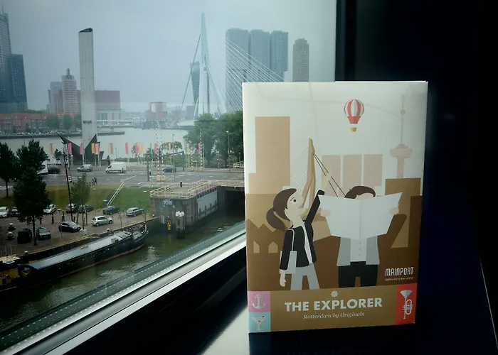 Doubletree By Hilton Centre Rotterdam