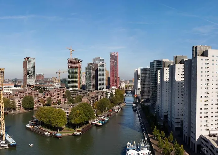 Doubletree By Hilton Centre 호텔